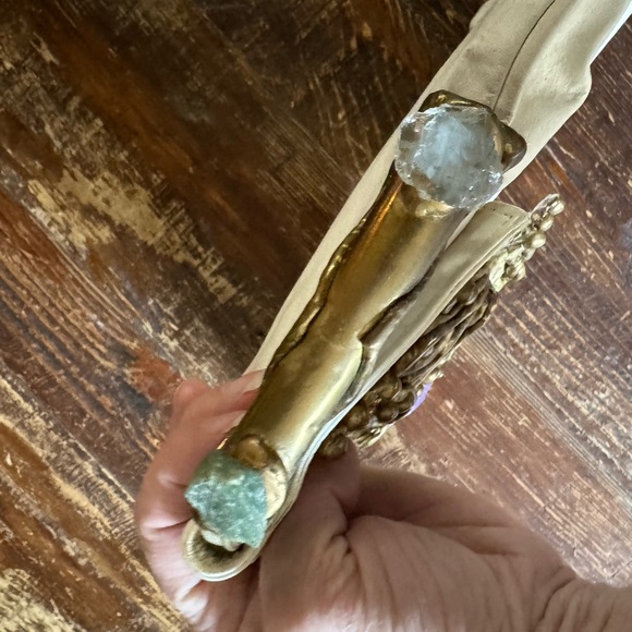 Handbag- one of a kind crossbody with a huge amethyst set in hand sculpted brass - Picture 4 of 8